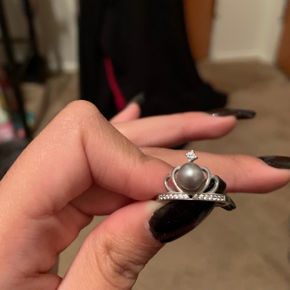 Pearl mounted crown ring - Picture 1 of 2